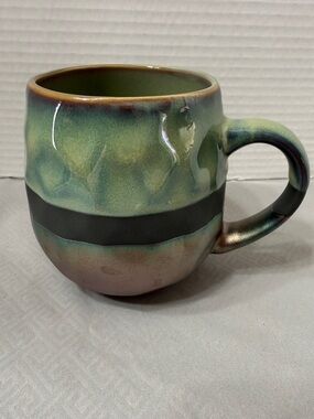 La Rochelle Iridescent Art Pottery Green Pinkish Metallic Stoneware Coffee Mug
